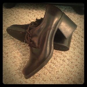 Bass Shoes with chunky heel