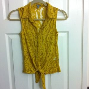 Sold! XS Charlotte Russe Top Mustard Button down
