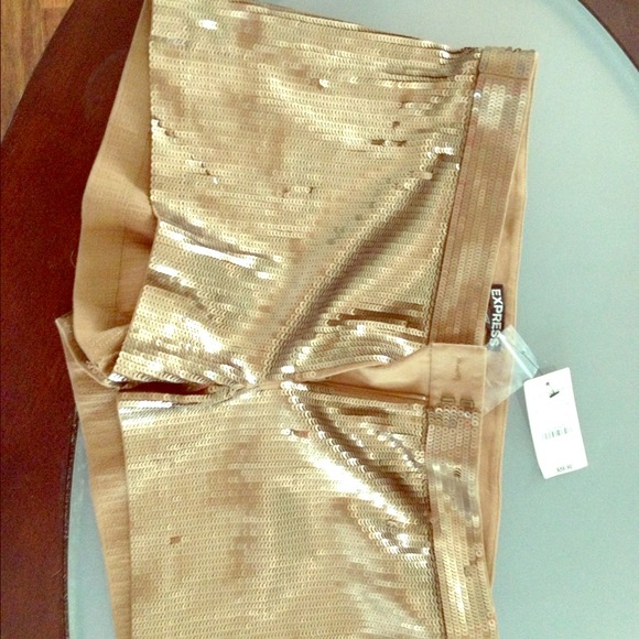 Sold..Bundled with cargo pants $40 sold