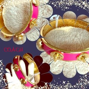 🎉🎉HOST PICK 3X🎉COACH HALF INCH TURNLOCK BANGLE