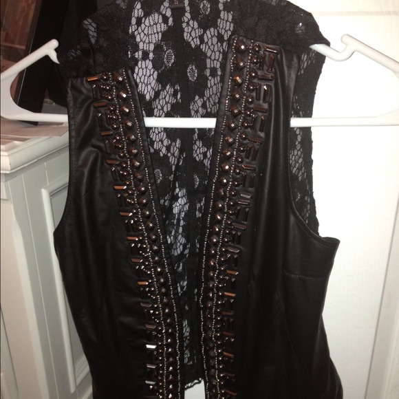 GORGEOUS VEST