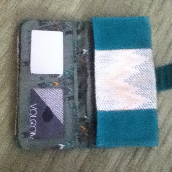 Volcom turquoise wallet - Picture 4 of 4