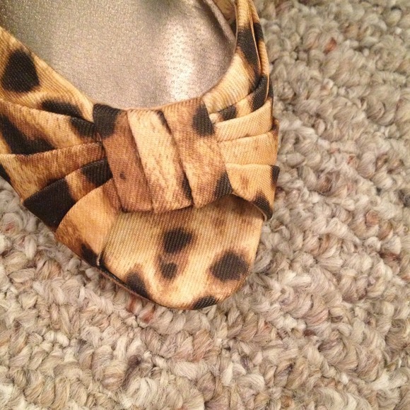 Cheetah/ leopard peep toe heels worn 3 times! - Picture 2 of 3