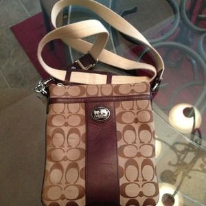 Coach crossbody. Authentic