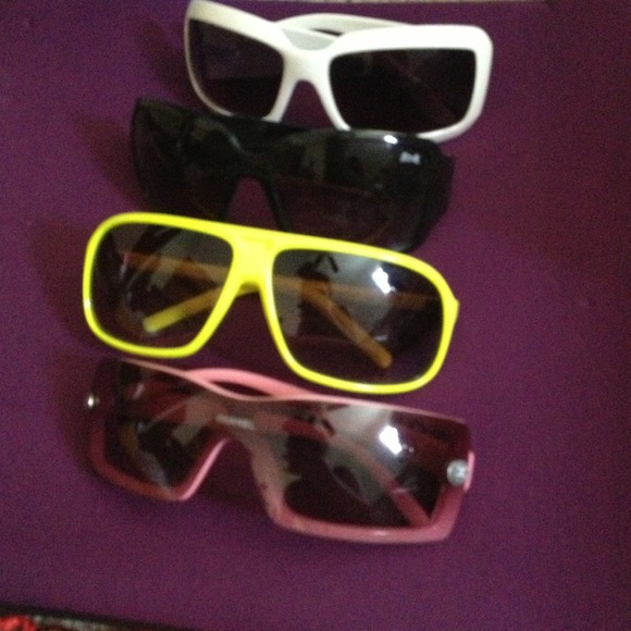 4 Sunglasses