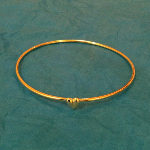 FREE on any Jewelry Order 🎁