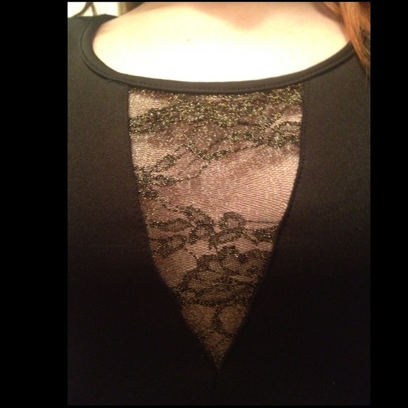 Gorgeous little black dress with gold lace overlay - Picture 2 of 4