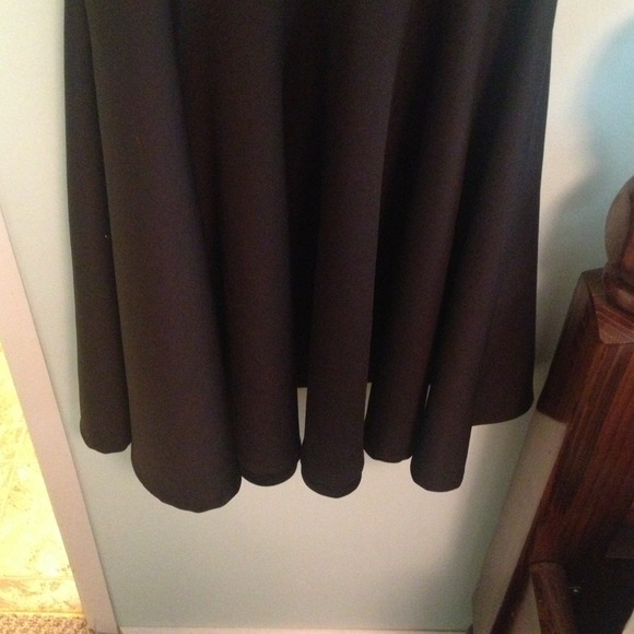 Gorgeous little black dress with gold lace overlay - Picture 3 of 4