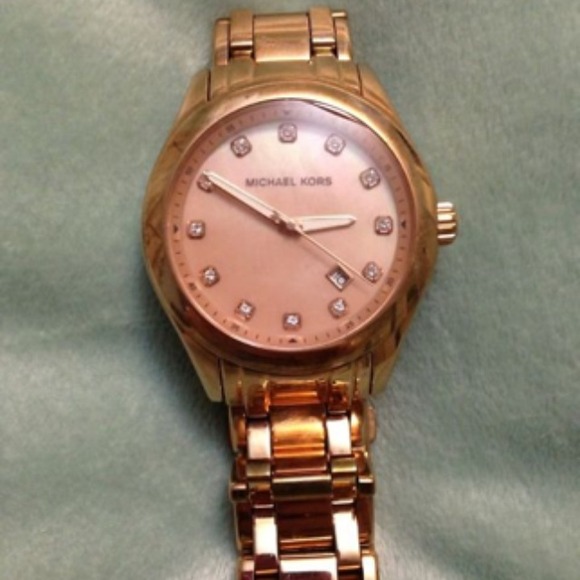 Watch - Picture 1 of 4