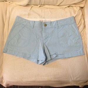 Low-rise shorts
