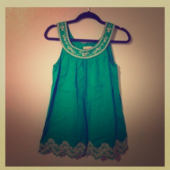 🎀 TRADE 2 tops 🎀