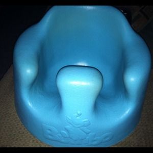 ✂✂Price Cut✂✂Blue Bumbo Seat