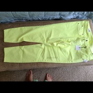 SOLD!!  Gap jeggings