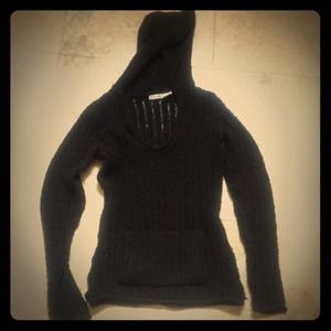 Black knitted Sweater