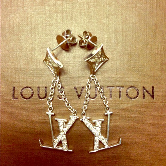 18K with Diamond Earring