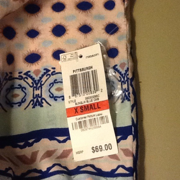 🚫SOLD🚫Bar III Dress V-Neck Printed A-Line - Picture 4 of 4