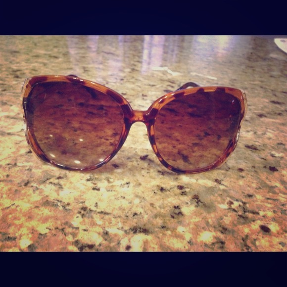 LV glasses