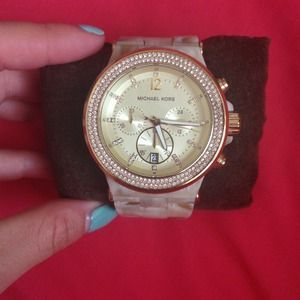 Michael kors watch!!