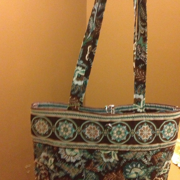 💢Sold💢NWOT Vera Bradley purse - Picture 2 of 4
