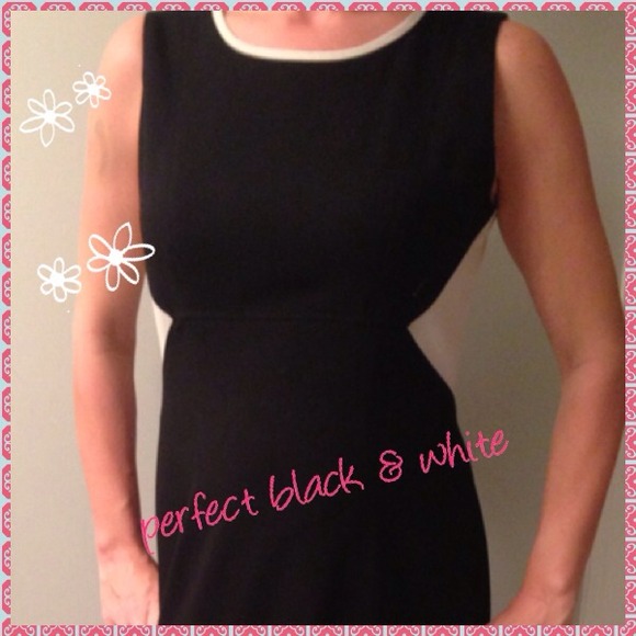 🌟Black & White Size 6 Calvin Klein🌟