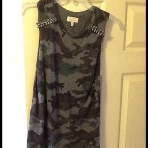 Zara army cutoff tee