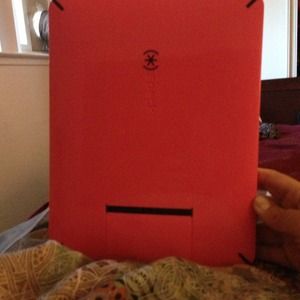 Speck Pink CandyShell IPad Cover