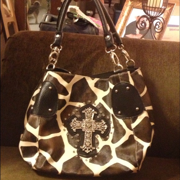Giraffe Print Handbag (like new)