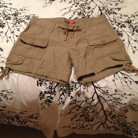 SOLD OFF LINE!! NWT Unionbay Shorts