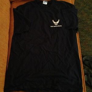 ✂PRICE CUT✂Us air force tshirt