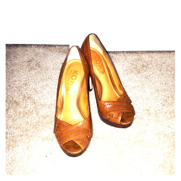 Price Reduced* KORS Michael Kors 5 1/2