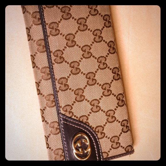 #HOLD##Authentic Gucci Wallet