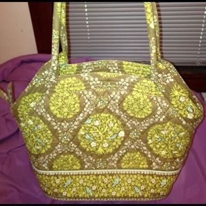 Vera Bradley purse in sittin in the tree pattern!