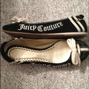 RESERVED .. Black juicy flats
