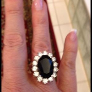Princess Diana blue diamond ring