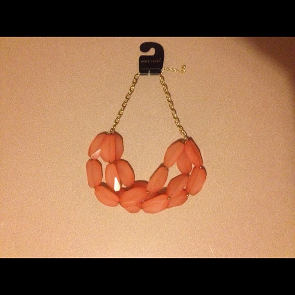 Necklace - Picture 2 of 2