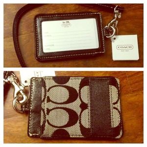 COACH luggage tag with tags