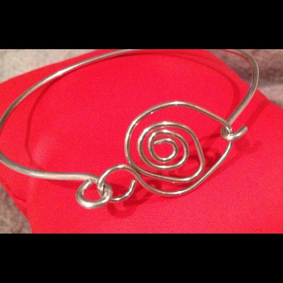 Unique Bracelet - Hand Made in Puerto Rico - Picture 1 of 2