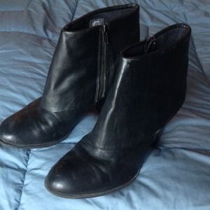 Black fold over heeled boots