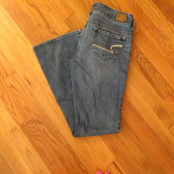 ❌❌SOLD❌❌American Eagle jeans. SIZE 0