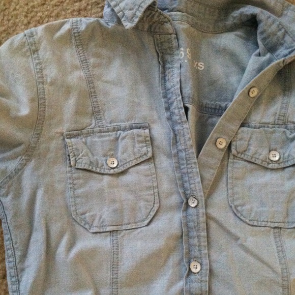 Gap shirt traded