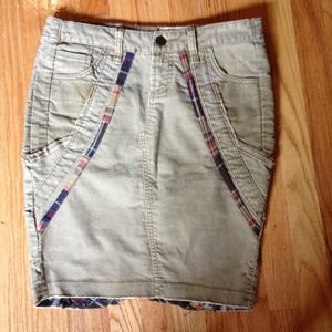 High waisted green and plaid pencil skirt