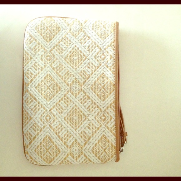 Ann Taylor loft white and tan clutch