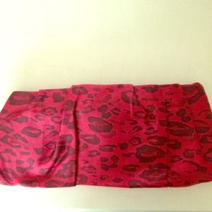 Express red leopard clutch