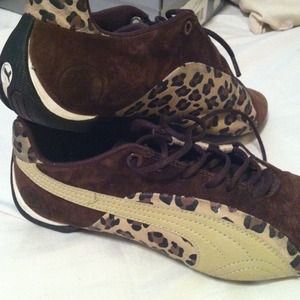 Cheetah/Leopard Puma Tennis Shoes