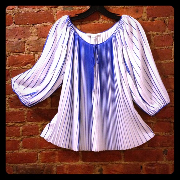 DVF top