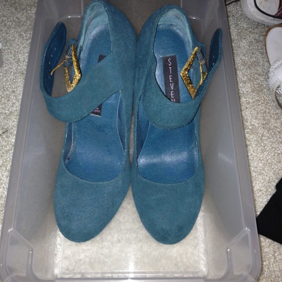 Turquoise Steven shoes