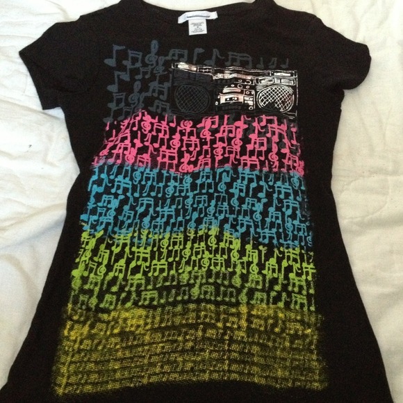 cute Charlotte Russe tee