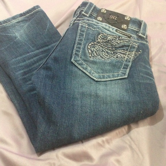 ❌SOLD❌Miss Me capris