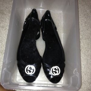 Gucci flats
