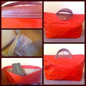 longchamp type L travel size